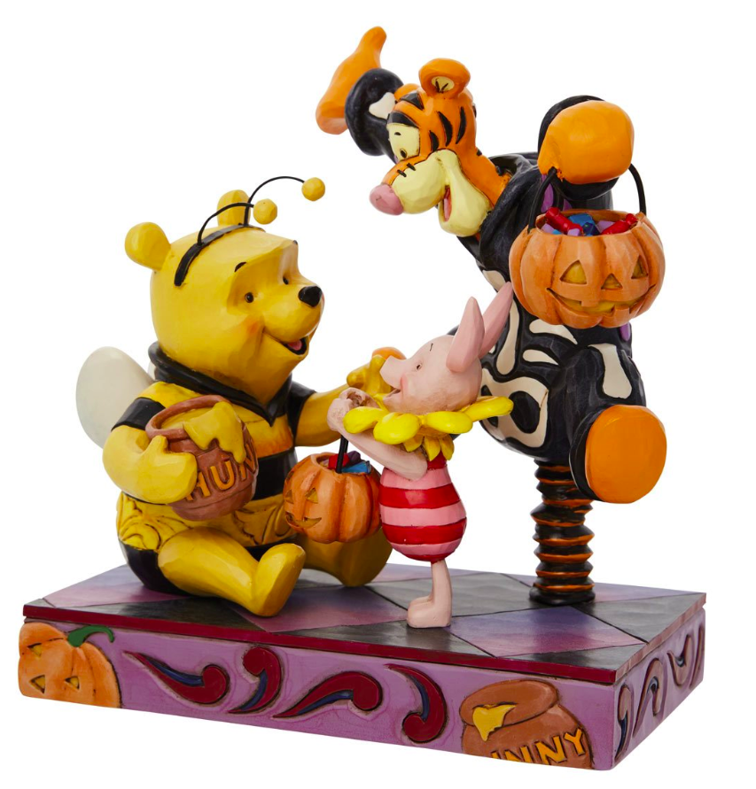 Disney Traditions Winnie the Pooh statuette